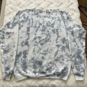 Pearl grey sweatshirt